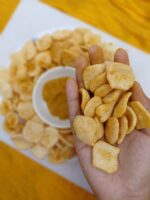 টেস্টি চিপস অ্যান্ড ক্র্যাকার্স